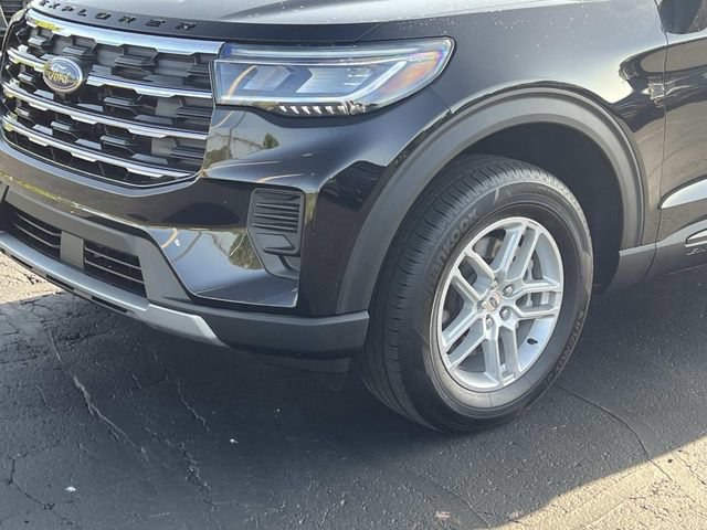 Certified 2026 Ford Explorer Active AWD/4WD image 9