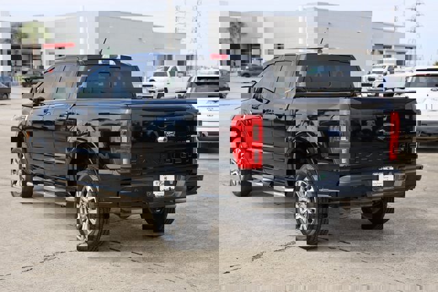 Certified 2019 Ford Ranger Lariat w/ Equipment Group 501A Mid image 3