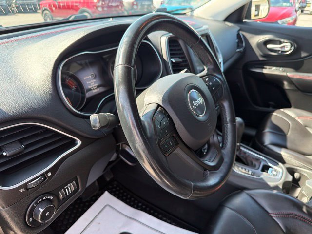 Used 2019 Jeep Cherokee Trailhawk w/ Cold Weather Group AWD/4WD image 22