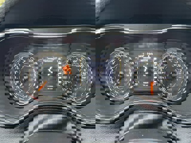 Used 2020 Jeep Cherokee Latitude Plus image 18