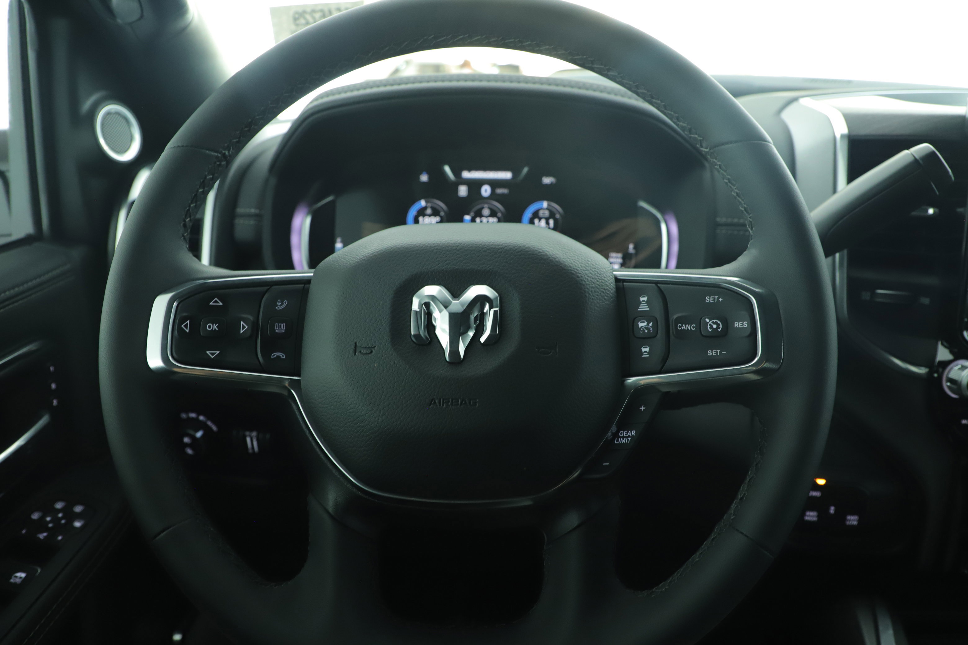 Used 2025 RAM 2500 Laramie image 18