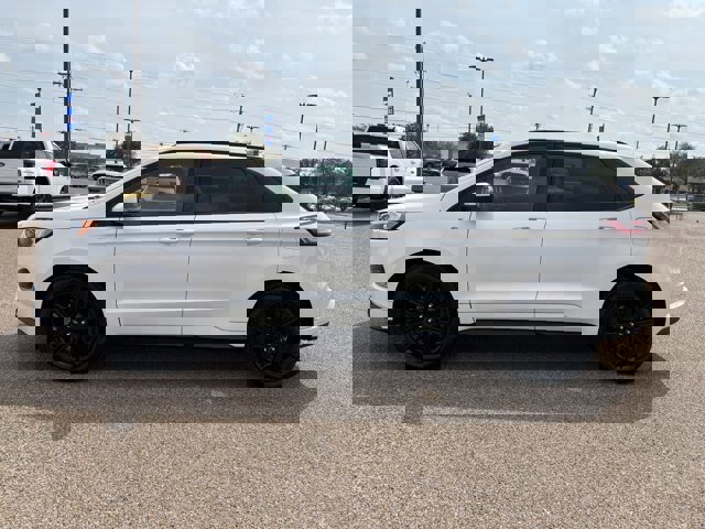 Certified 2024 Ford Edge ST-Line image 3