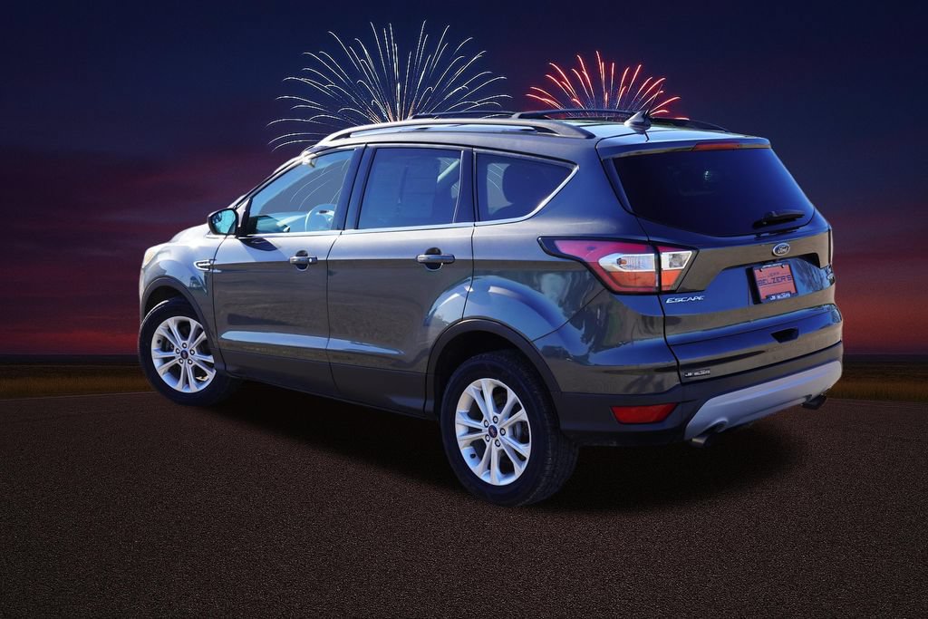Certified 2018 Ford Escape SE w/ SE Sync 3 Package AWD/4WD image 7
