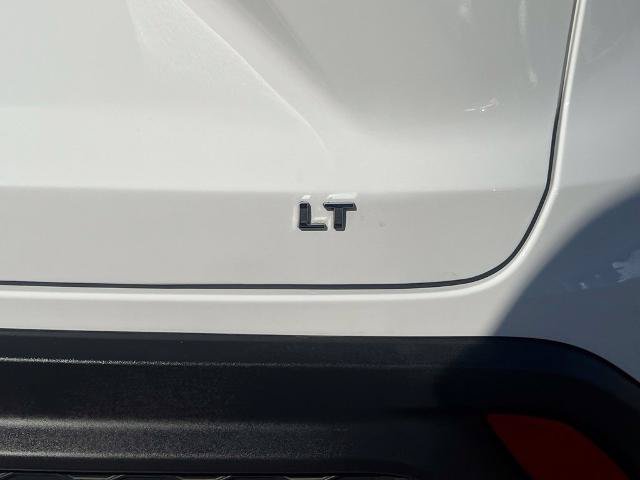 Used 2025 Chevrolet Trax LT w/ LT Convenience Package FWD image 11