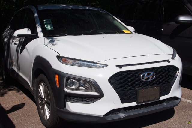 Used 2019 Hyundai Kona SEL FWD image 2