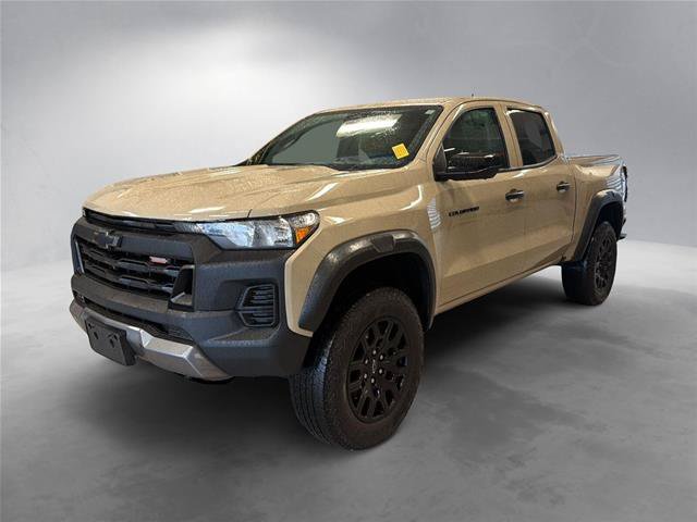 Used 2024 Chevrolet Colorado Trail Boss w/ Technology Package AWD/4WD image 16