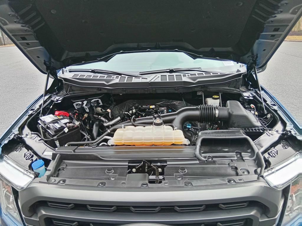 Certified 2023 Ford F150 XLT w/ Equipment Group 302A High image 12