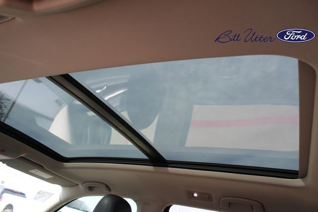 Used 2021 Volkswagen Atlas SE w/ Panoramic Sunroof Package image 16