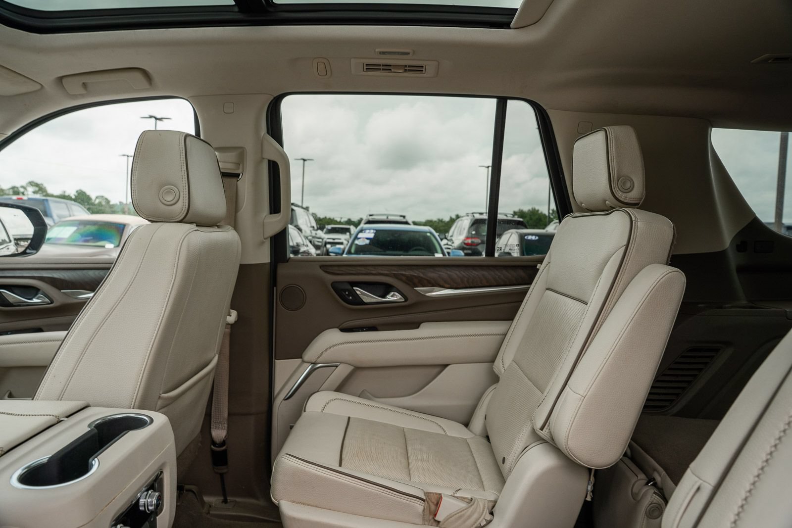 Used 2024 GMC Yukon Denali w/ Max Trailering Package AWD/4WD image 28