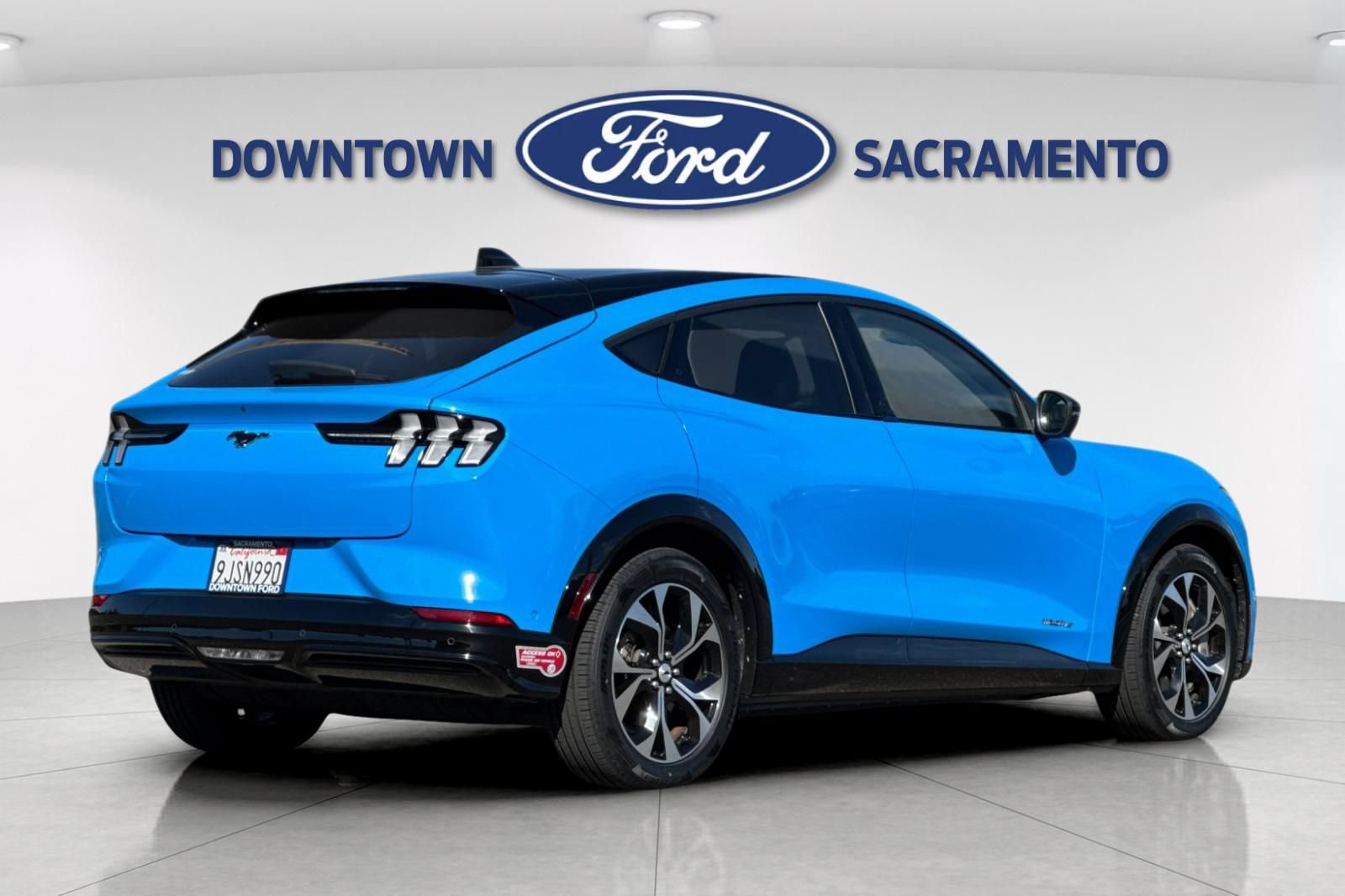 Certified 2023 Ford Mustang Mach-E Premium RWD image 3