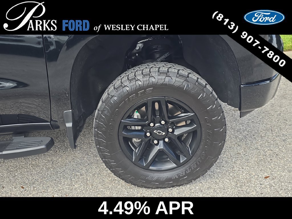 Used 2024 Chevrolet Silverado 1500 LT Trail Boss w/ Convenience Package II AWD/4WD image 31