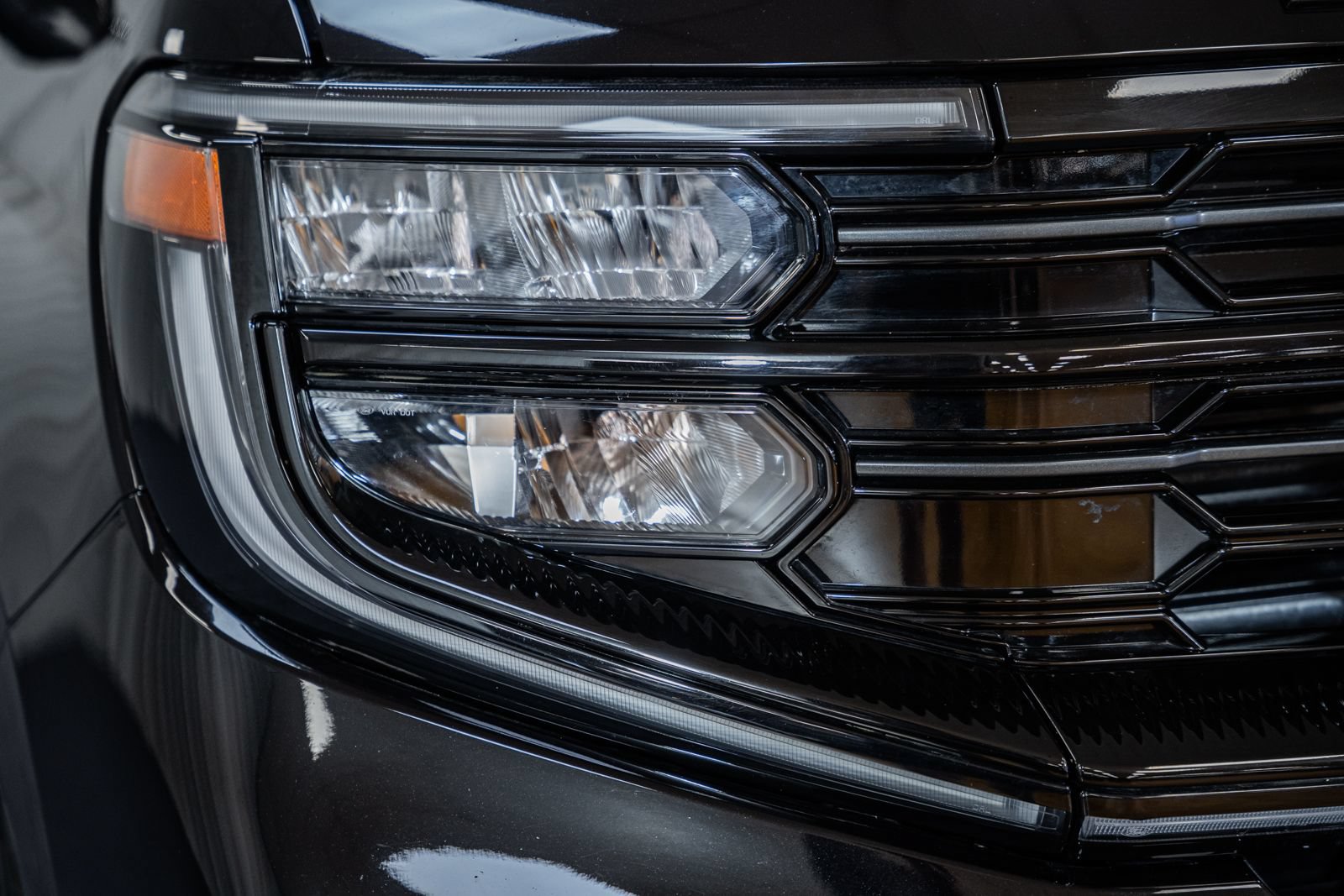 Certified 2025 Ford Expedition Max Platinum w/ Stealth Appearance Package AWD/4WD image 19