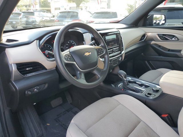 Used 2023 Chevrolet Traverse LS image 15