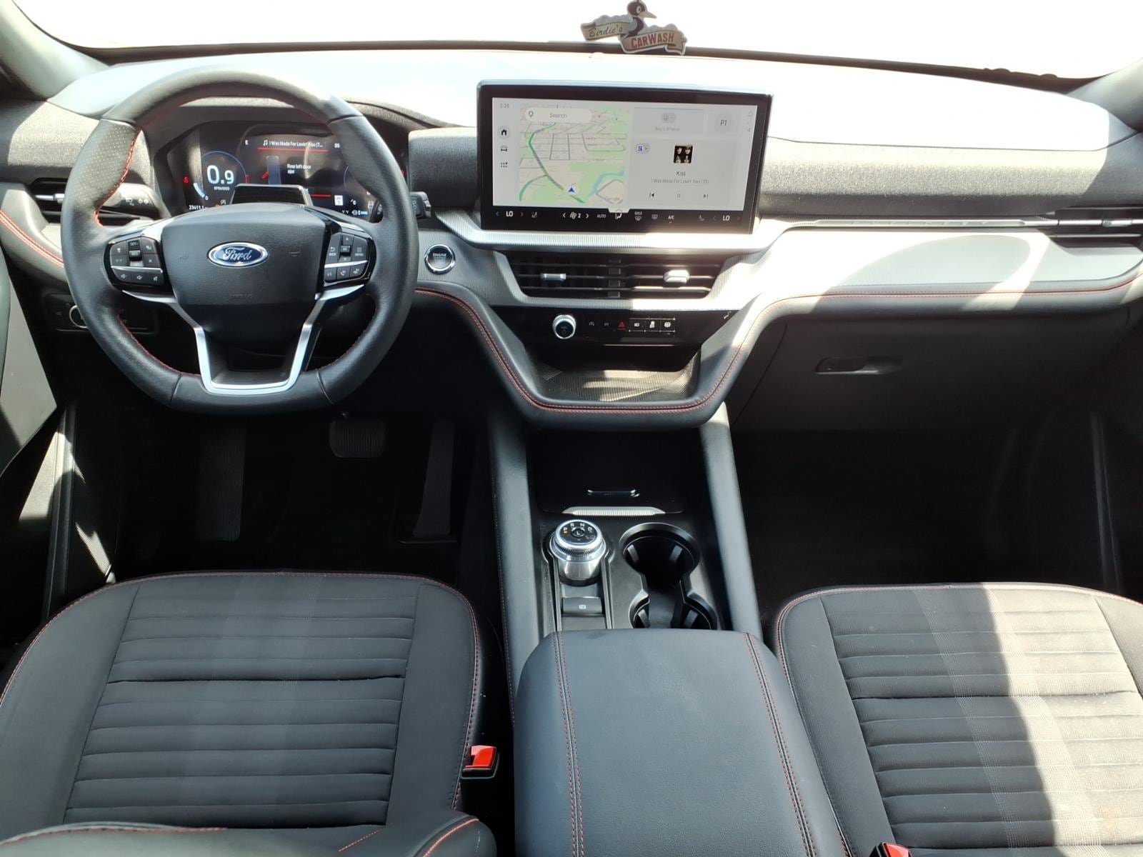 Certified 2025 Ford Explorer ST-Line w/ ST-Line Street Pack AWD/4WD image 7