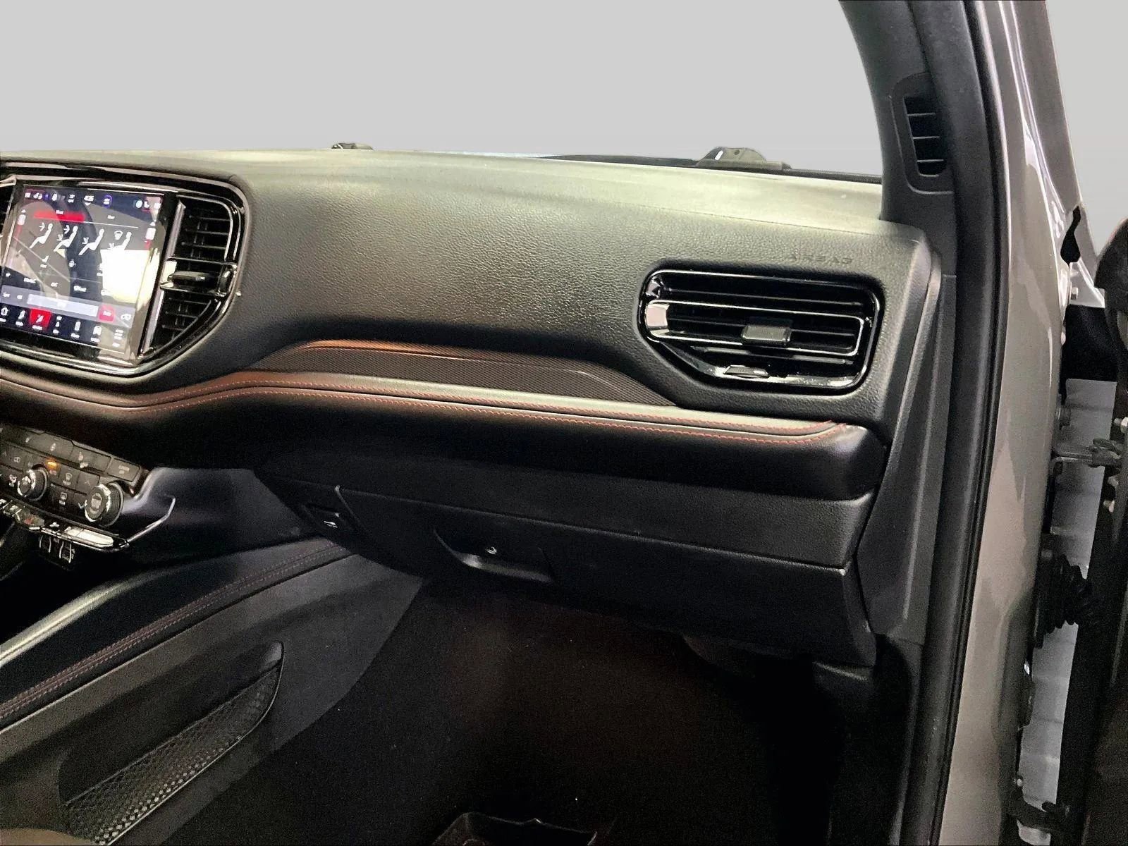 Used 2023 Dodge Durango GT AWD/4WD image 15