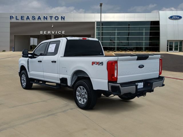 Certified 2024 Ford F250 XLT w/ FX4 Off-Road Package AWD/4WD image 3