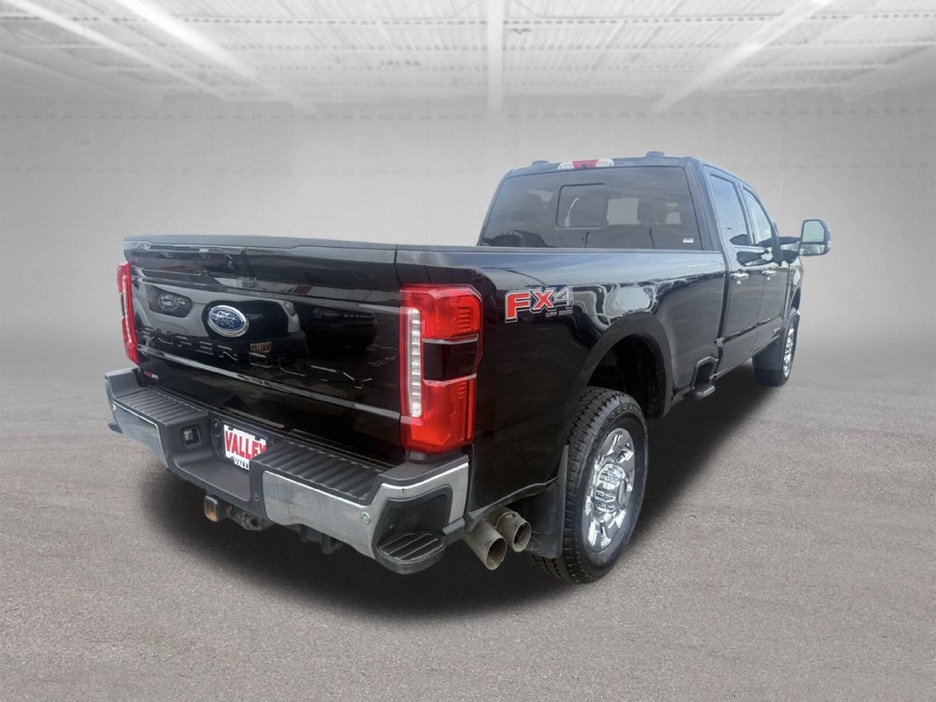 Certified 2025 Ford F350 Lariat w/ Lariat Ultimate Package AWD/4WD image 4