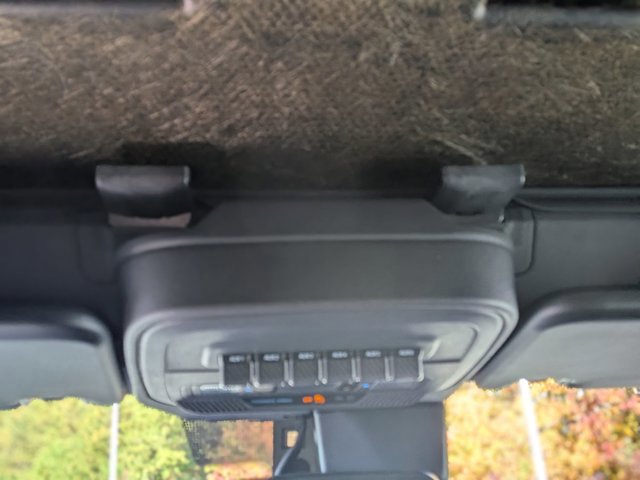 Certified 2022 Ford Bronco Black Diamond image 27