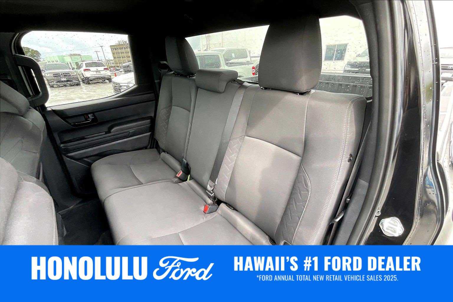 Used 2025 Toyota Tacoma SR5 AWD/4WD image 29
