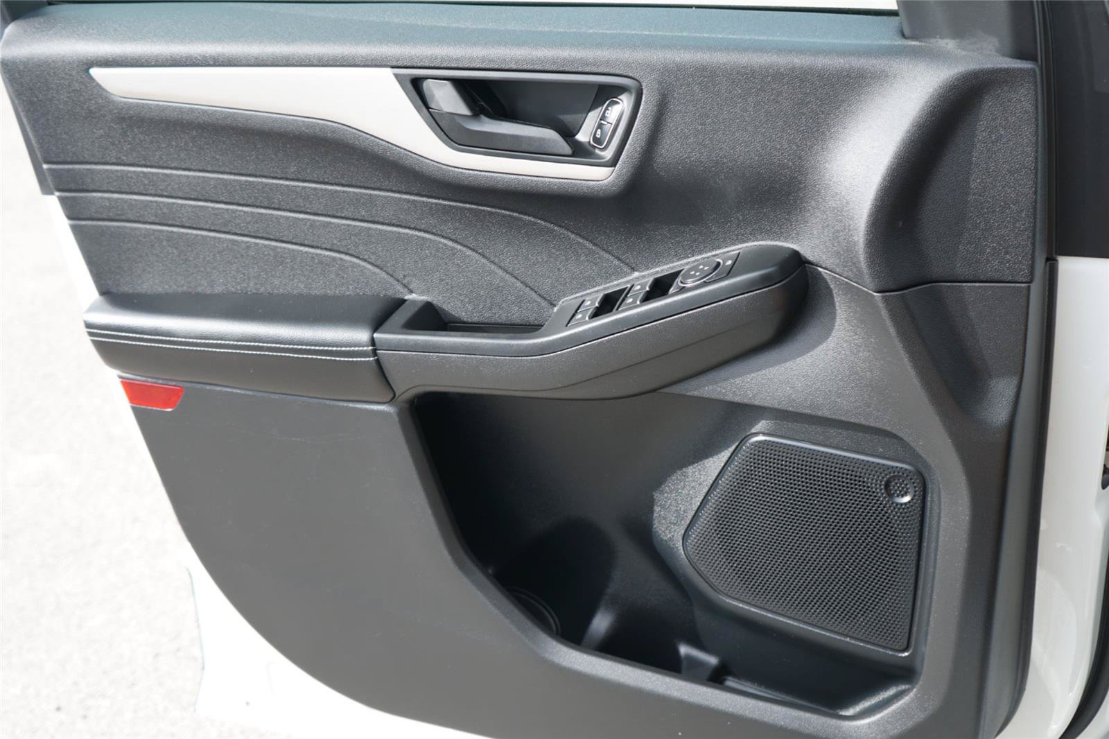 Certified 2022 Ford Escape SE w/ Convenience Package FWD image 19
