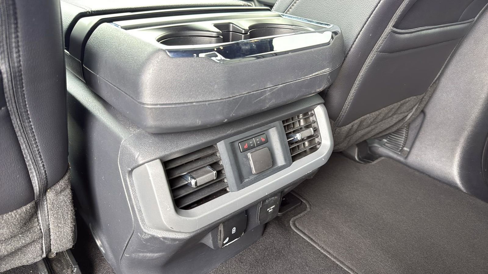 Certified 2024 Ford F150 Lightning Lariat image 28