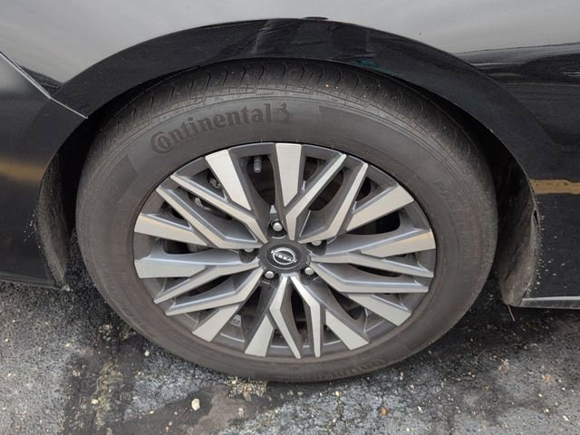 Used 2025 Nissan Altima 2.5 SV image 6