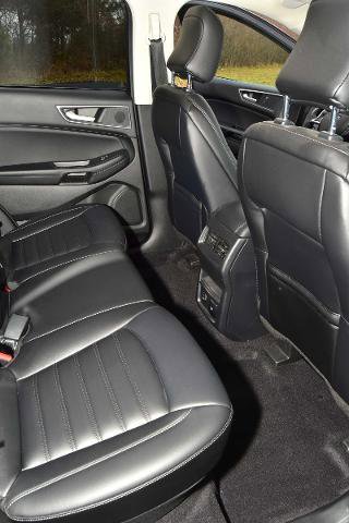 Certified 2022 Ford Edge SEL w/ Convenience Package image 26