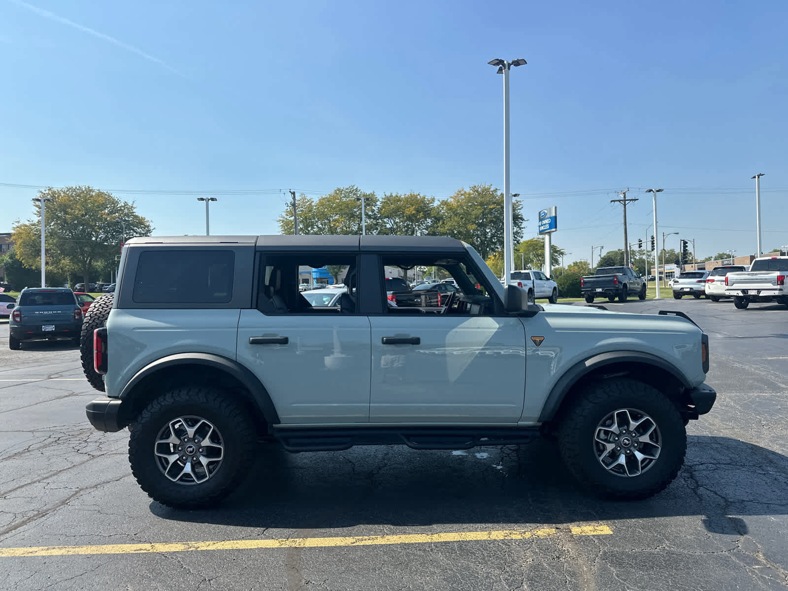 Certified 2024 Ford Bronco Badlands image 8