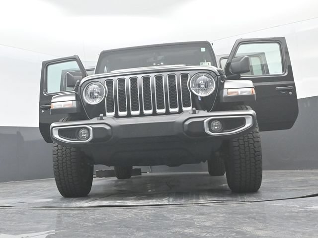 Used 2022 Jeep Gladiator Overland w/ Popular Equipment Package AWD/4WD image 29