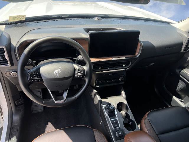 Certified 2025 Ford Bronco Sport Outer Banks w/ Outer Banks Tech Package+ AWD/4WD image 15