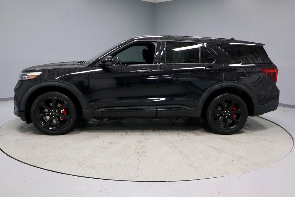 Certified 2022 Ford Explorer ST w/ ST Street Pack image 9