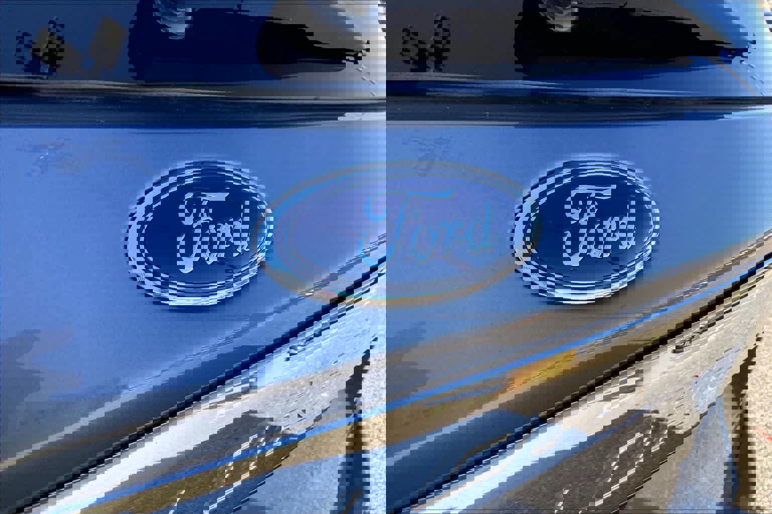 Certified 2021 Ford Explorer Limited w/ Equipment Group 301A image 29