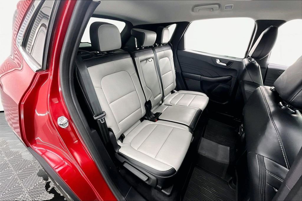 Certified 2023 Ford Escape Platinum image 27