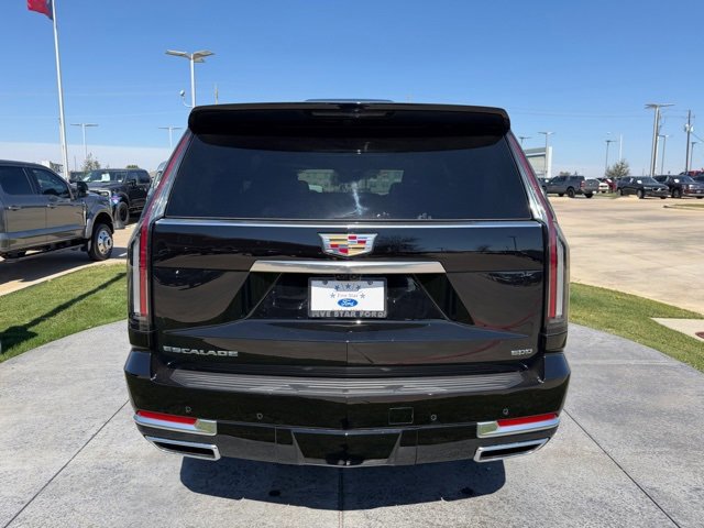 Used 2026 Cadillac Escalade Luxury w/ LPO, Floor Liner Package image 2