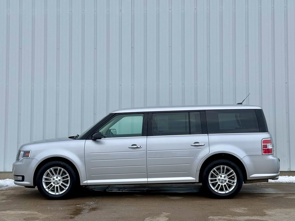 Certified 2019 Ford Flex SEL image 2