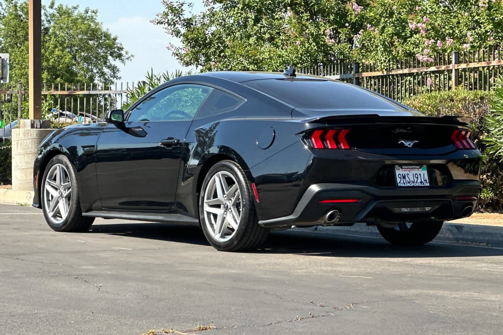 Certified 2024 Ford Mustang Coupe RWD image 6