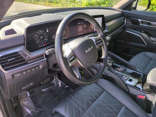 Used 2025 Kia Telluride SX Prestige X-Pro AWD/4WD image 17