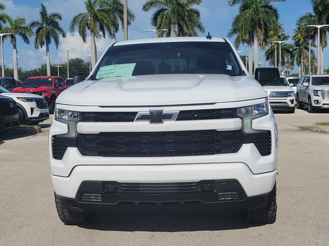 Used 2024 Chevrolet Silverado 1500 RST AWD/4WD image 2