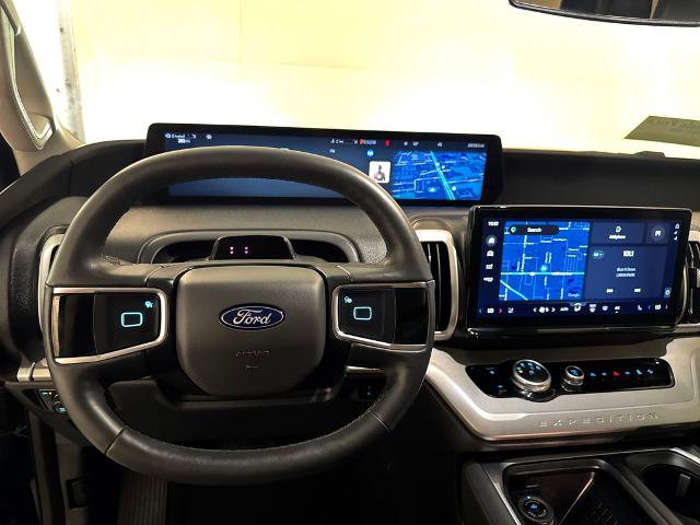 Certified 2025 Ford Expedition Max Active AWD/4WD image 8