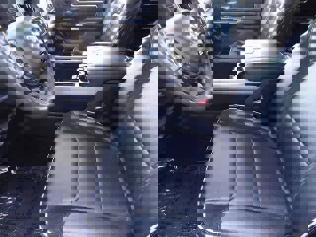 Used 2025 RAM 1500 Laramie image 6