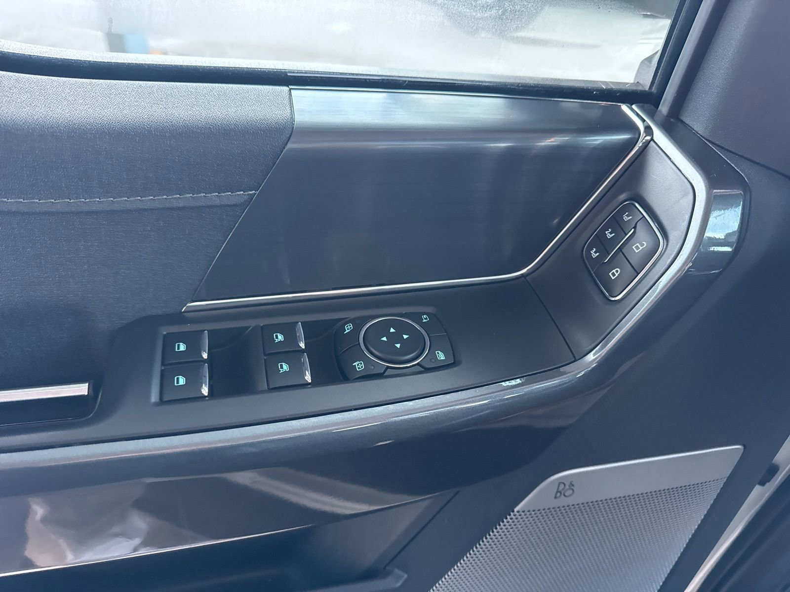 Certified 2023 Ford F150 Lariat w/ Equipment Group 502A High image 29