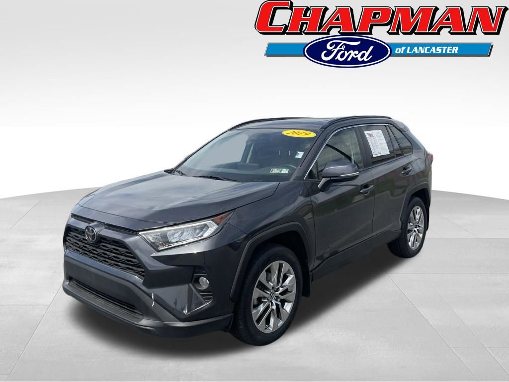 Used 2019 Toyota RAV4 XLE Premium w/ Cold Weather Package AWD/4WD image 3