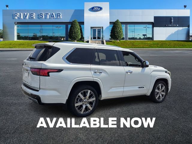 Used 2023 Toyota Sequoia Capstone image 8