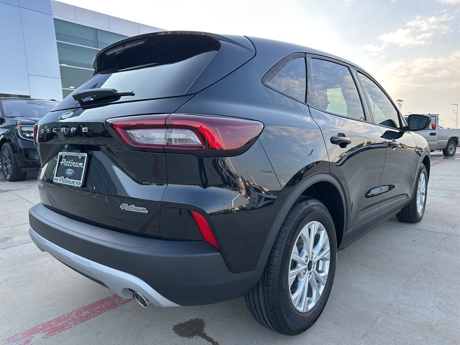 Certified 2025 Ford Escape Active FWD image 25