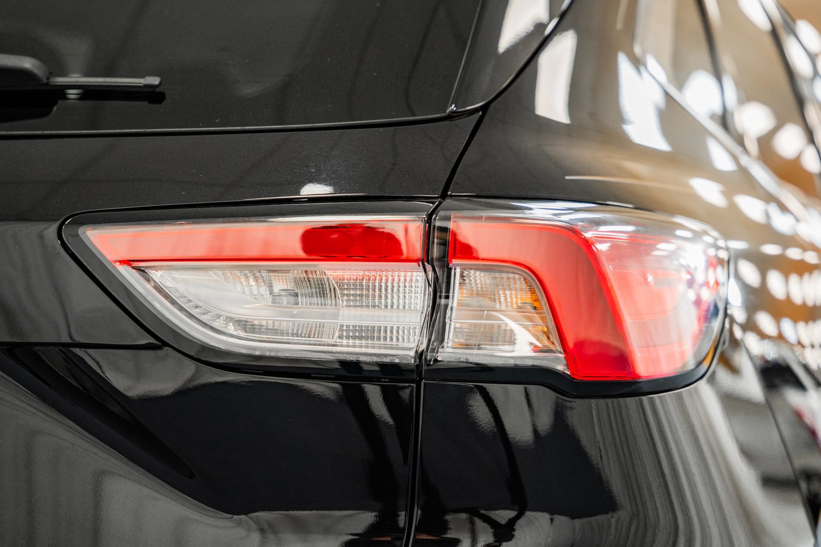 Certified 2022 Ford Escape Titanium image 15