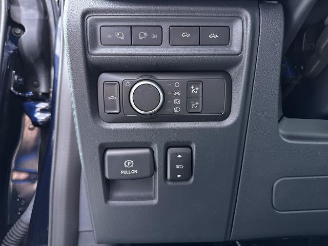 Certified 2022 Ford F150 Lightning Lariat AWD/4WD image 30