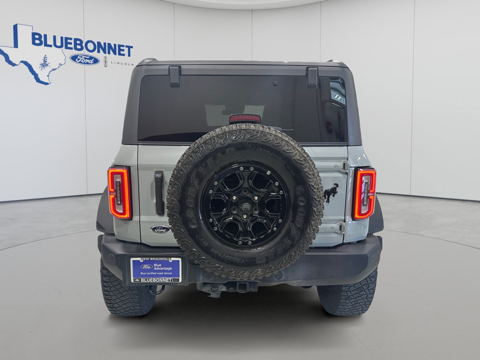 Certified 2022 Ford Bronco Wildtrak AWD/4WD image 6