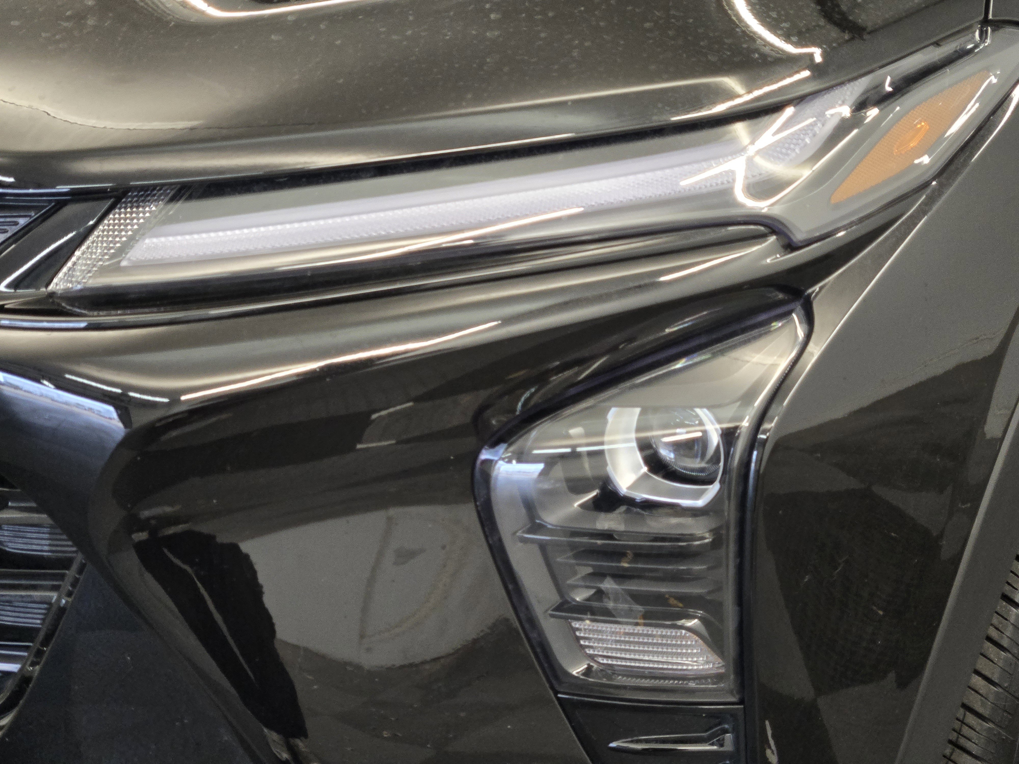 Used 2025 Chevrolet Trax ACTIV FWD image 8