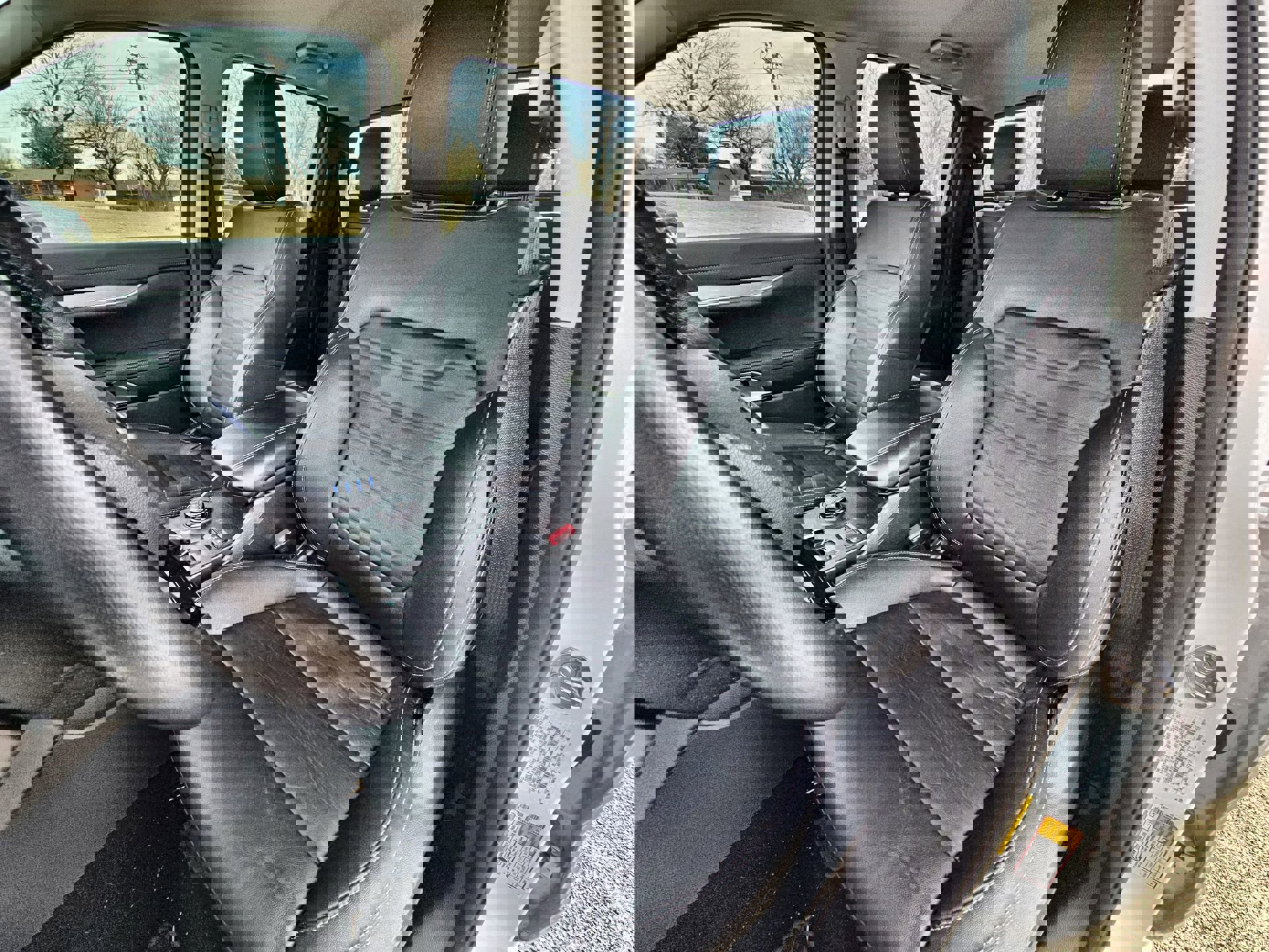 Certified 2024 Ford Ranger Lariat w/ Advanced Towing Package image 11