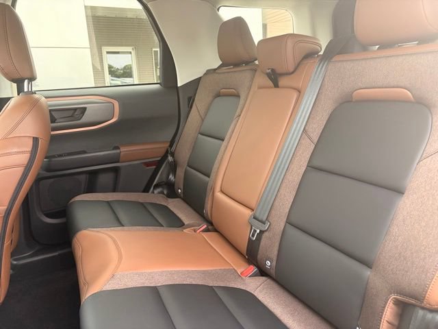 Certified 2025 Ford Bronco Sport Outer Banks w/ Outer Banks Tech Package+ AWD/4WD image 25